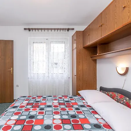 Appartamento Cozy In With Kitchen